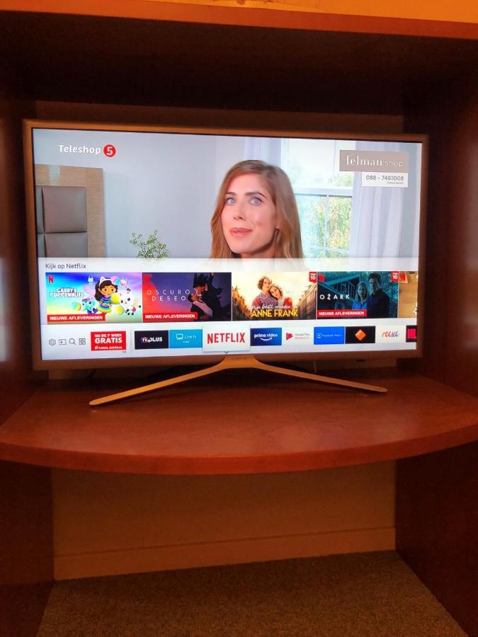 Voorstraat 30 Appartement Colijnsplaat Bagian luar foto